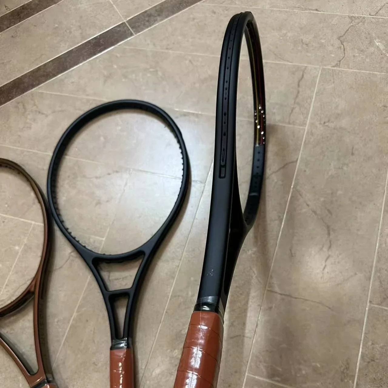 Custom Graphics & Logo Carbon Fiber Tennis Racquet