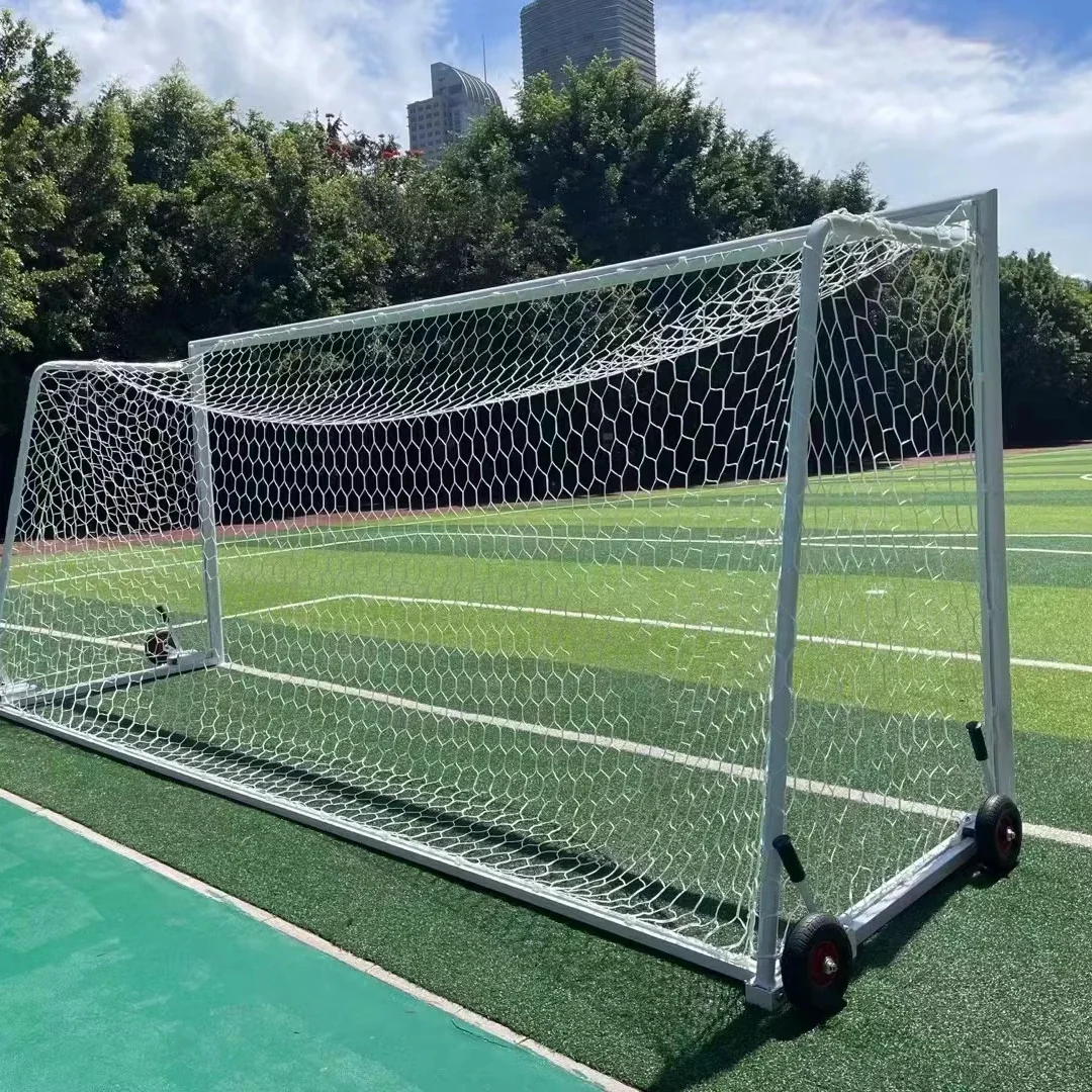 Portería de fútbol portátil de acero o aluminio con ruedas - Equipamiento para canchas de fútbol