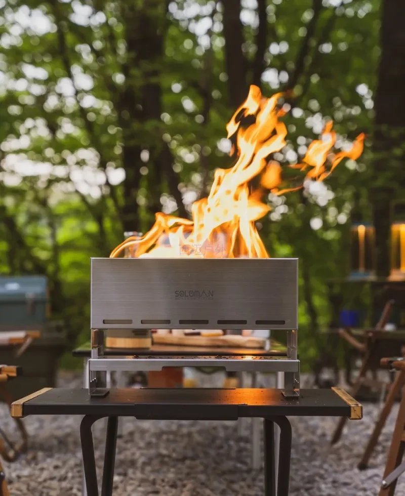Kannettava kokoontaitettava ulkokeitin, SUS304 ruostumattomasta teräksestä valmistettu puolikas IGT-tulenpolttoinen grilli retkeilyyn
