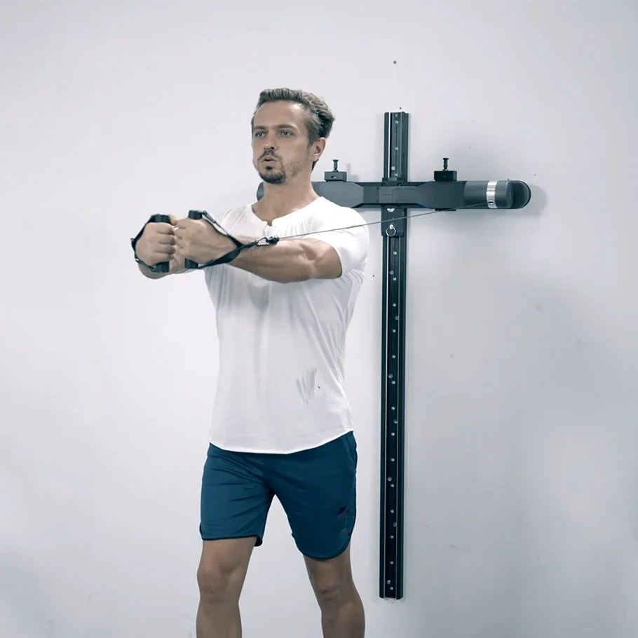 Entraîneur pliable multifonction intelligent universel pour une pratique complète du fitness et de la boxe